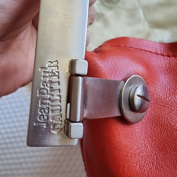 Jean Paul Gaultier Red Leather small handbag Vintage 90s - Picture 5 of 14